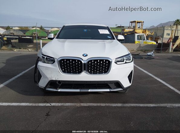 5UX33DT05N9K82659 2022 BMW X4 White ხელსაწყოთა პანელის ხედი