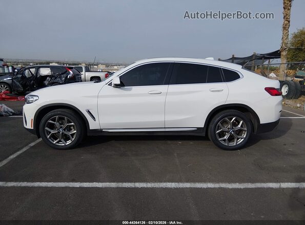 5UX33DT05N9K82659 2022 BMW X4 White სალონის 360-გრადუსიანი ხედი