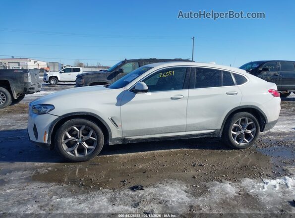 5UX33DT08N9K86186 2022 BMW X4 White 