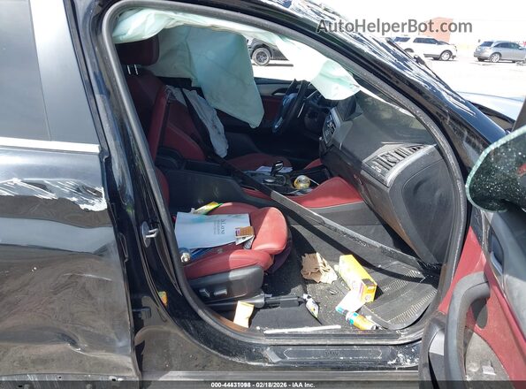 5UX33DT09N9J29170 2022 BMW X4 Black Вид салону спереду