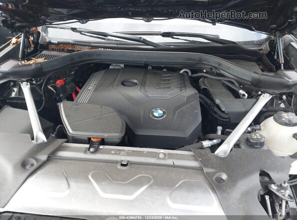 5UX33DT0XS9Y22874 2025 BMW X4 Black Rear view
