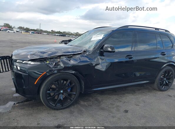 5UX33EM01S9Y10746 2025 BMW X7 Black 