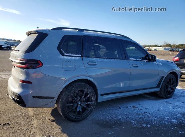 5UX33EM09P9P35687 2023 BMW X7 Gray Հետևի աջ