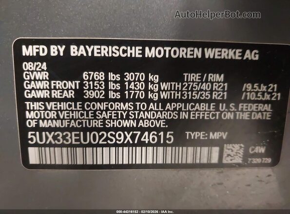 5UX33EU02S9X74615 2025 BMW X5 Gray 
