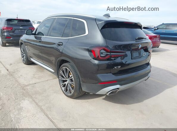 5UX43DP00R9X27054 2024 BMW X3 Gray Rear left