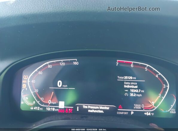 5UX43DP05R9W67207 2024 BMW X3 White Widok tylnych siedzeń