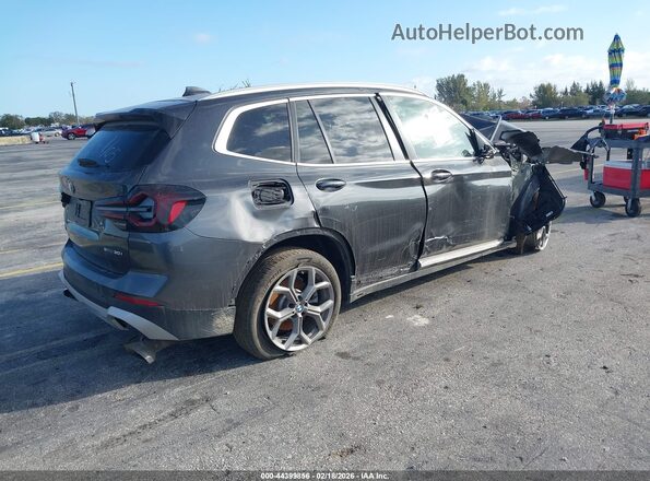 5UX43DP06R9U24697 2024 BMW X3 Black Հետևի աջ