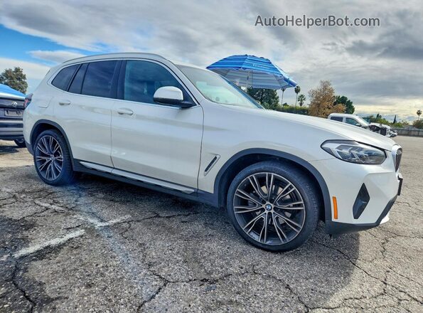 5UX43DP07P9R65724 2023 BMW X3 White Front right