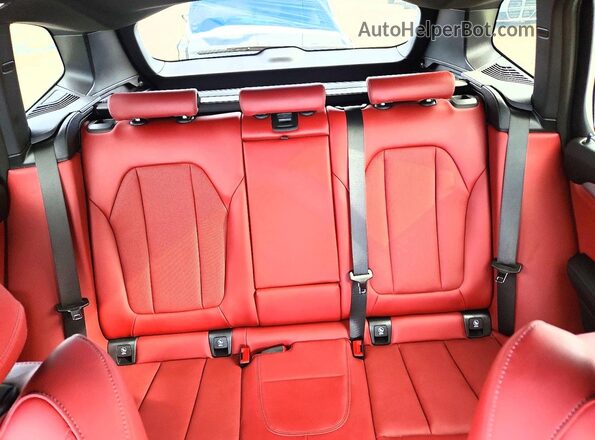 5UX43DP07P9R65724 2023 BMW X3 White Rear seats view
