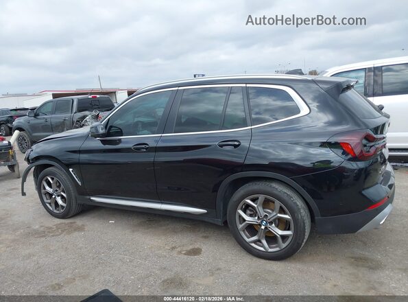 5UX43DP07R9U46417 2024 BMW X3 Черный Панорамный вид салона 360°