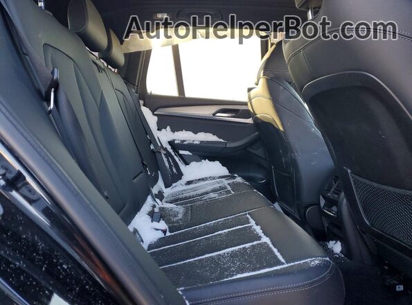 5UX43DP09N9L40223 2022 BMW X3 Black Սալոնի հետևի տեսք