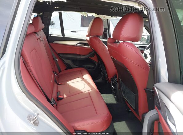5UX43DP09P9P77822 2023 BMW X3 Gray VIN կոդի պիտակի տեսք