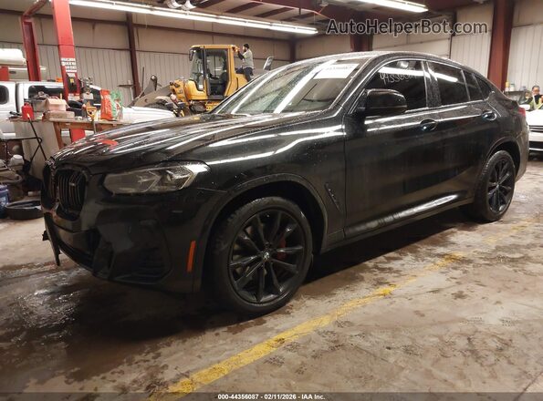 5UX43DT01N9K09437 2022 BMW X4 Черный Передняя левая четверть