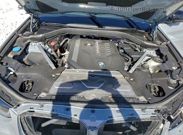 5UX43DT02S9Y06057 2025 BMW X4 Gray Engine compartment view
