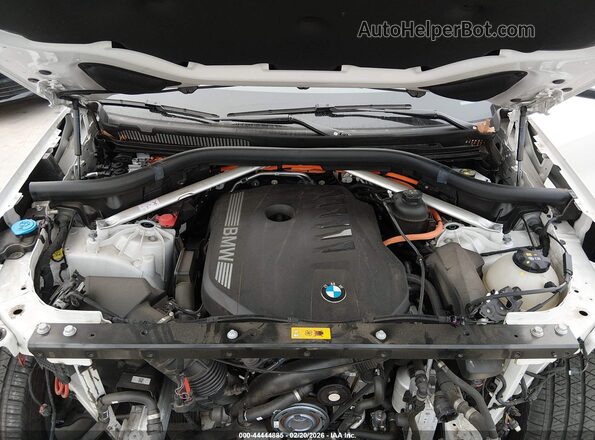5UX43EU00R9V07343 2024 BMW X5 White Rear view