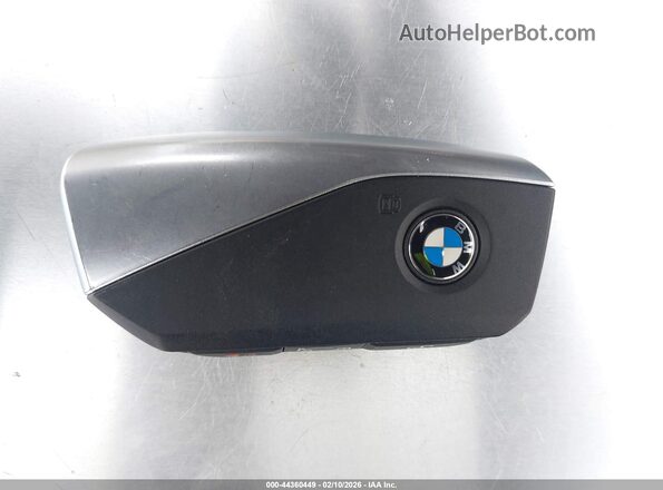5UX43EU08S9X32020 2025 BMW X5 White Առջևի վահանակի տեսք