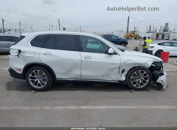 5UX43EU08S9X32020 2025 BMW X5 White Սալոնի 360 աստիճան տեսք