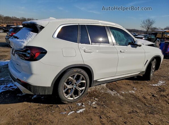 5UX53DP01N9K32067 2022 BMW X3 White უკანა მარჯვენა