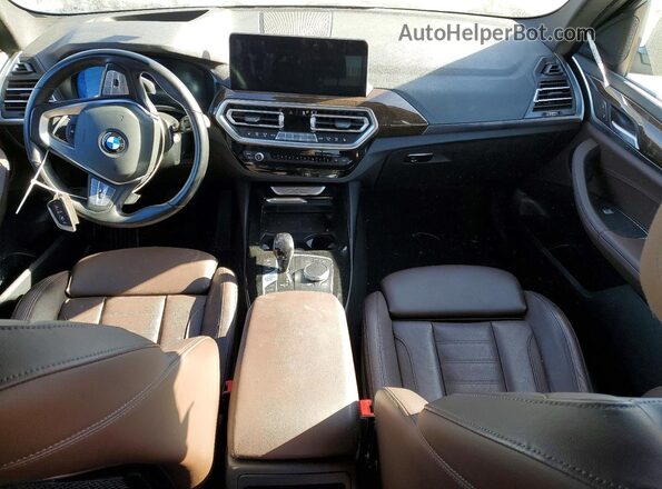 5UX53DP02P9S00120 2023 BMW X3 Black Widok deski rozdzielczej