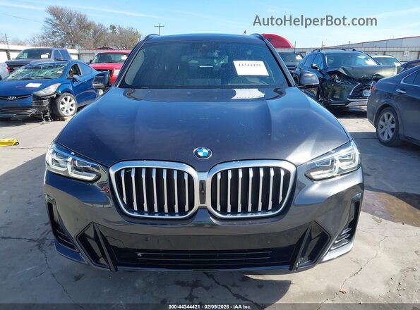 5UX53DP0XP9R64202 2023 BMW X3 Gray ხელსაწყოთა პანელის ხედი