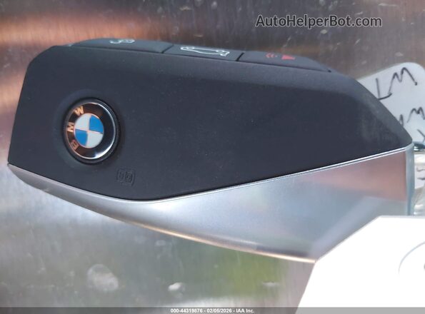 5UX53GP09S9061243 2025 BMW X3 White წინა პანელის ხედი