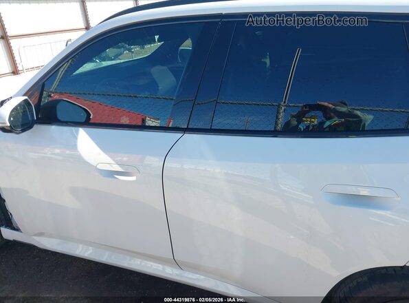 5UX53GP09S9061243 2025 BMW X3 White სალონის 360-გრადუსიანი ხედი