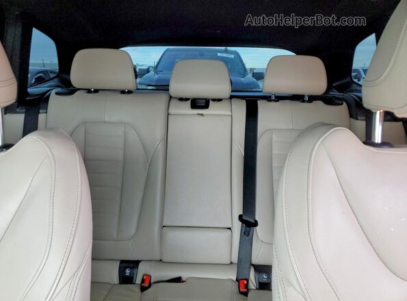 5UX83DP07N9J41737 2022 BMW X3 White Вид задніх сидінь