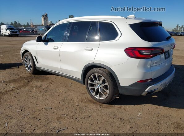 5UXCR4C03L9B30913 2020 BMW X5 White 