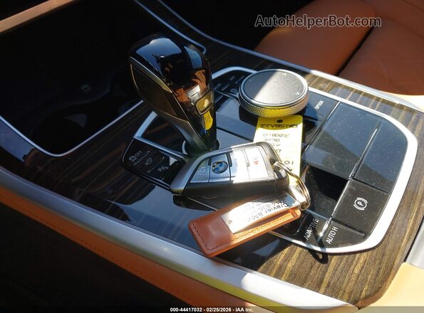 5UXCR4C09P9R80810 2023 BMW X5 Blue Вид панелі приладів