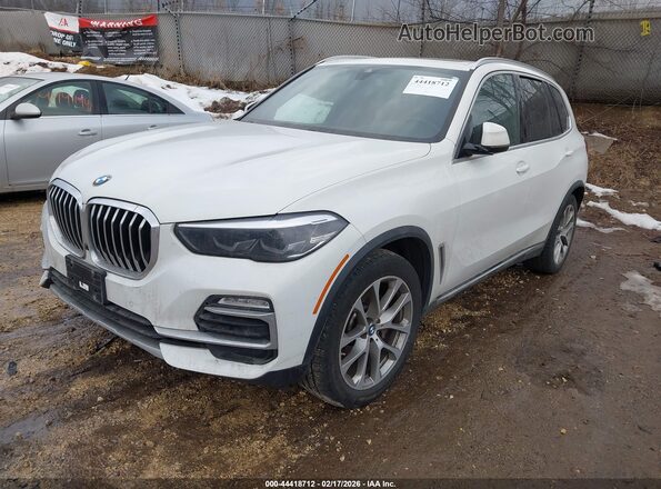 5UXCR6C05M9F45406 2021 BMW X5 Белый Передняя левая четверть