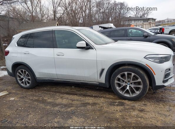 5UXCR6C05M9F45406 2021 BMW X5 Белый Вид задней части салона