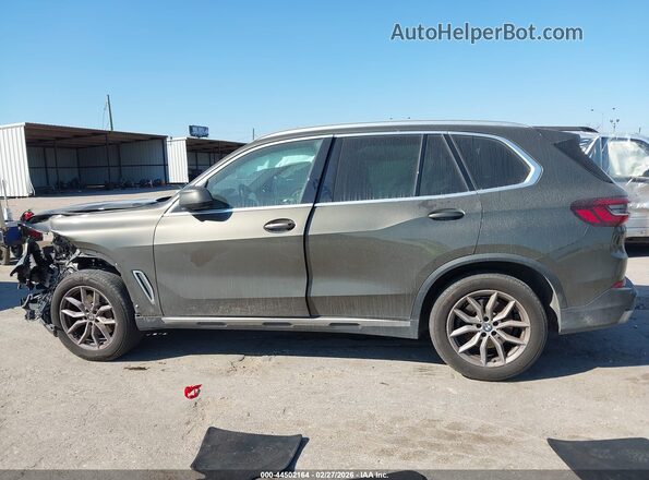 5UXCR6C09N9J39059 2022 BMW X5 Gray Widok wnętrza 360 stopni
