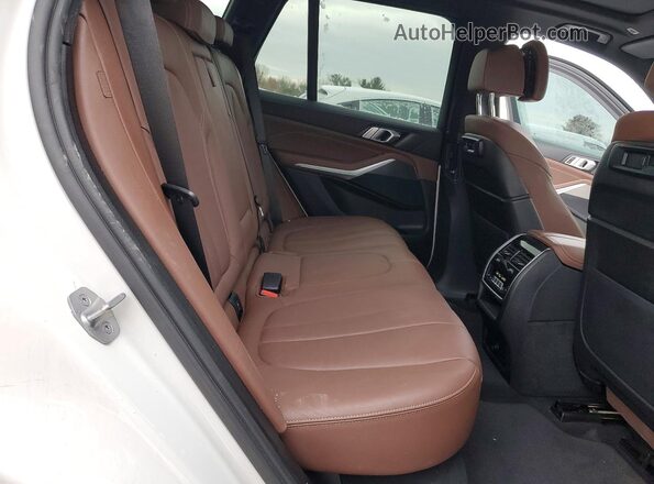 5UXCR6C09N9K65616 2022 BMW X5 White Вид задньої частини салону
