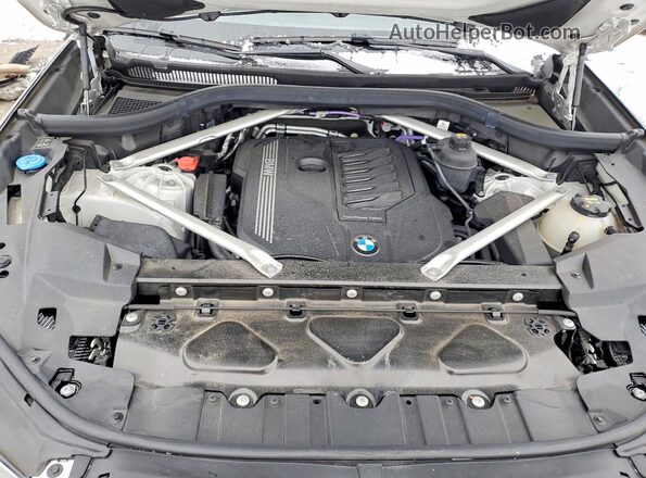 5UXCR6C09N9K65616 2022 BMW X5 White Вид підкапотного простору