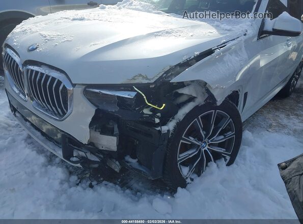 5UXCR6C57KLL35592 2019 BMW X5 White Դիմացի տեսք