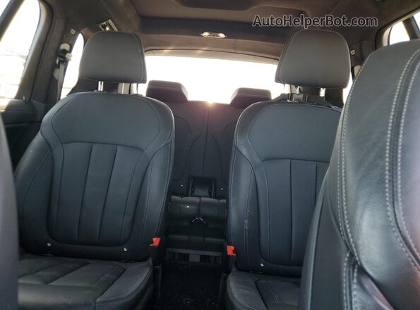 5UXCW2C01M9F64522 2021 BMW X7 Black უკანა სავარძლების ხედი