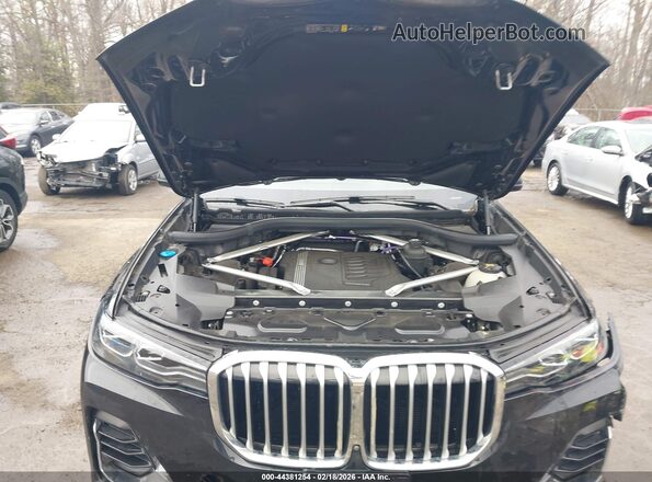 5UXCW2C01N9L06418 2022 BMW X7 Черный Вид сзади