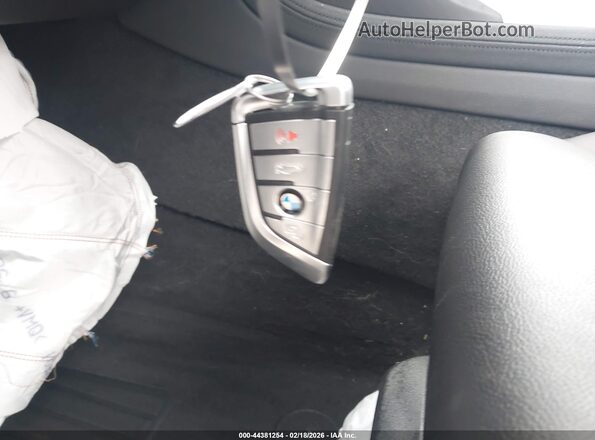5UXCW2C01N9L06418 2022 BMW X7 Черный Вид панели приборов