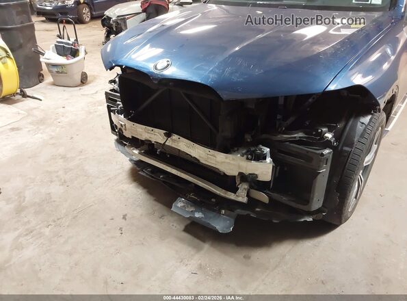 5UXCW2C03M9E70013 2021 BMW X7 Blue Front view