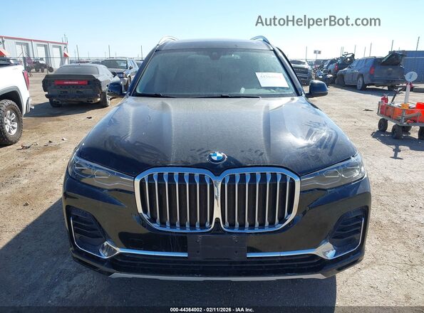 5UXCW2C03N9L05707 2022 BMW X7 Черный Вид щитка приборов