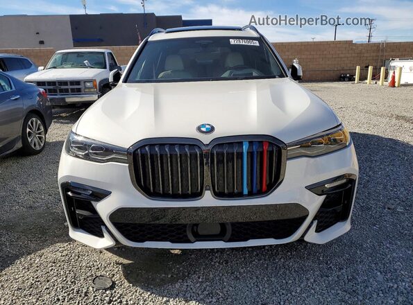 5UXCW2C04M9E21497 2021 BMW X7 White Вид спереду