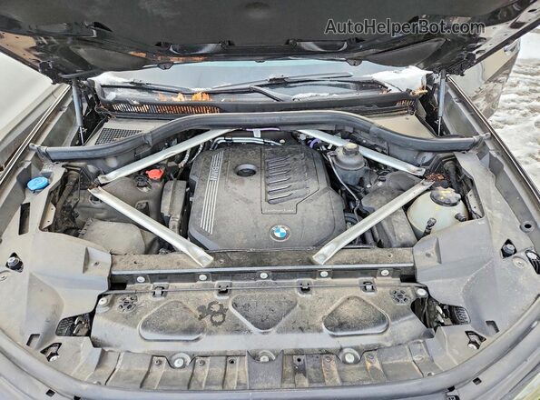 5UXCW2C04M9F34950 2021 BMW X7 Black Вид підкапотного простору