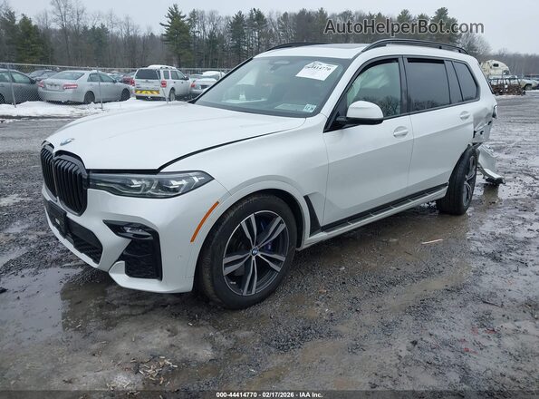 5UXCW2C08N9K86717 2022 BMW X7 White Առջևի ձախ երեք քառորդ տեսարան