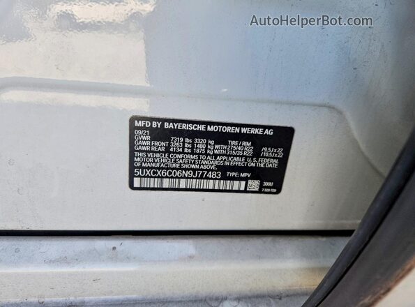 5UXCX6C06N9J77483 2022 BMW X7 White Widok naklejki z numerem VIN