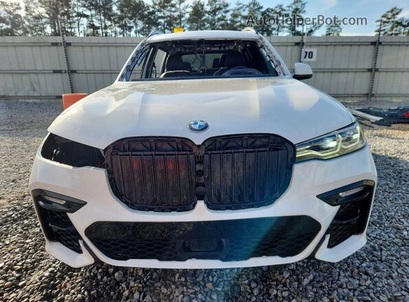 5UXCX6C06N9J77483 2022 BMW X7 White Widok z przodu