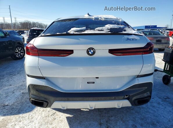 5UXCY6C08M9G32123 2021 BMW X6 White Widok z tyłu
