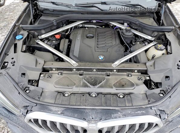 5UXCY6C0XM9F11979 2021 BMW X6 Black Вид задньої частини салону