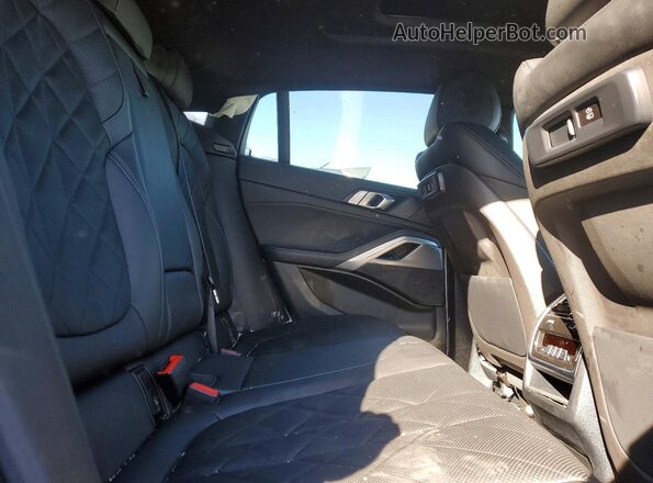 5UXCY6C0XP9N69480 2023 BMW X6 White Vista interior trasera