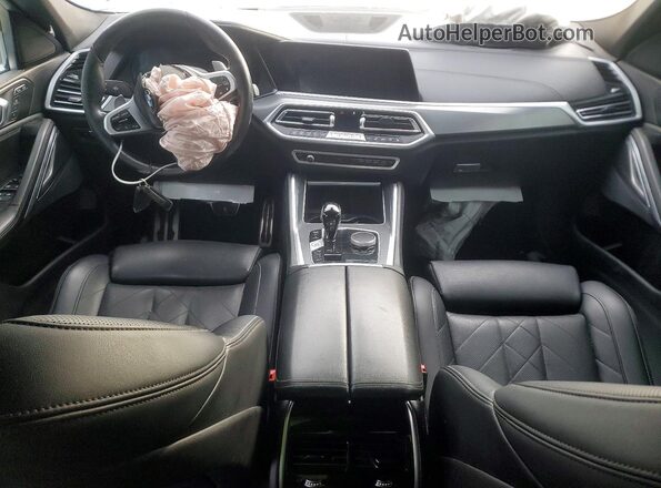 5UXCY6C0XP9N69480 2023 BMW X6 White Vista del salpicadero