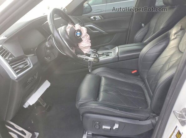 5UXCY6C0XP9N69480 2023 BMW X6 White Vista interior delantera
